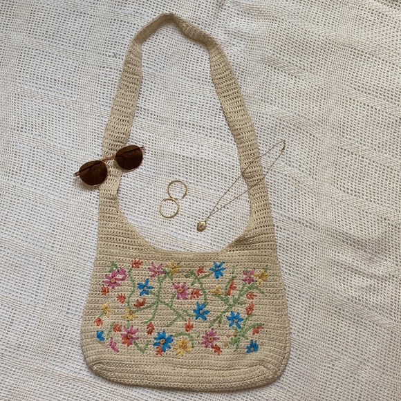 Vintage crochet floral crossbody - Picture 2 of 5